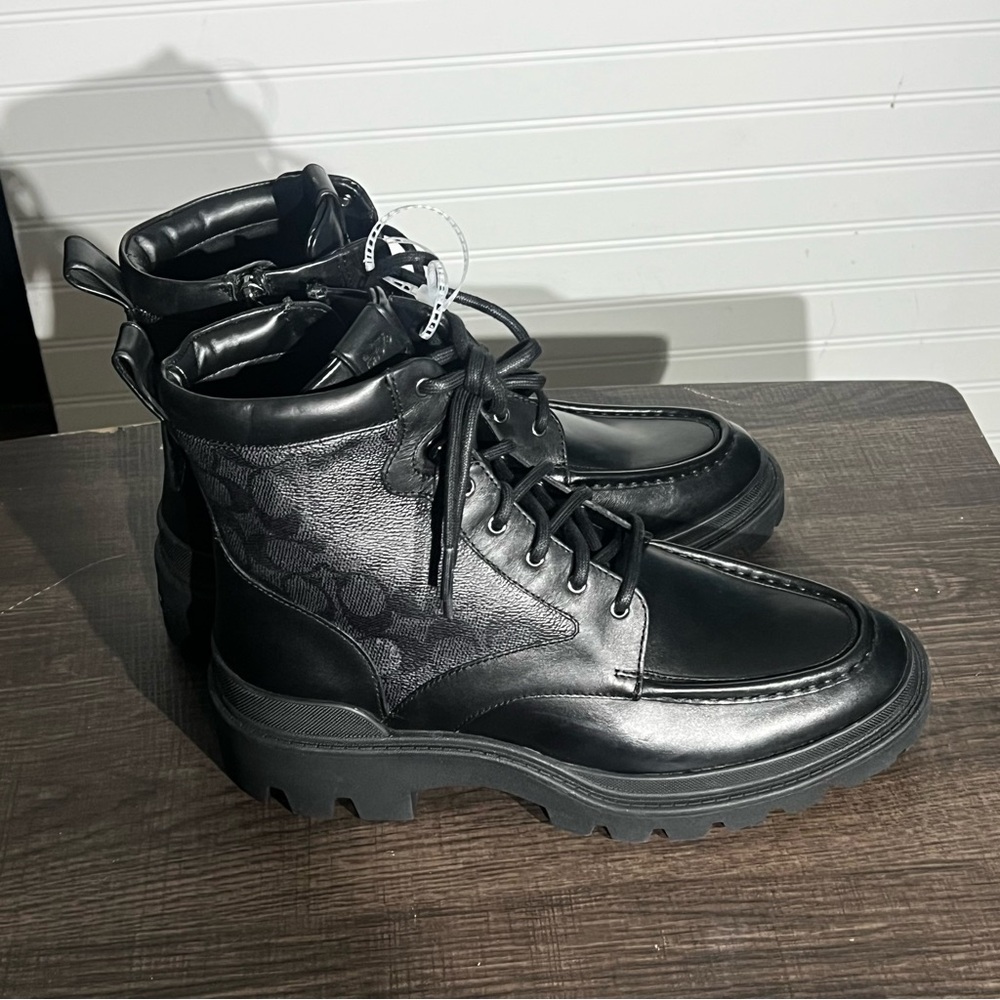 Coach Connor Signature Canvas Coated/Leather Black Chunky Combat Boots Size 9